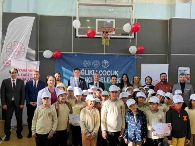 Diyarbakır&rsquo;da &ouml;ğrencilere sağlıklı yaşam eğitimi