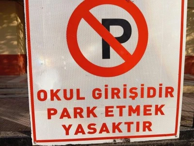 Diyarbakır&rsquo;da okul &ouml;nlerinde park &ccedil;ilesi