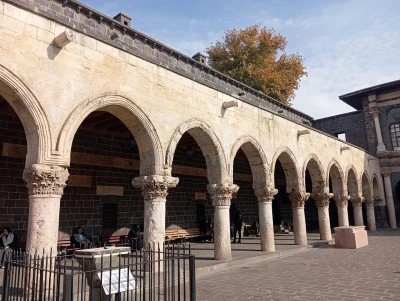 Diyarbakır'da Osmanlı'nın Yağmur Zinciri Mimarisi: 600 Yıllık Gelenek Bugün de Yaşamaya Devam Ediyor