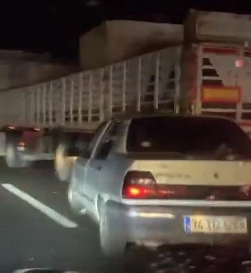 Diyarbakır’da Otomobil Tıra Çarptı: 1 Yaralı