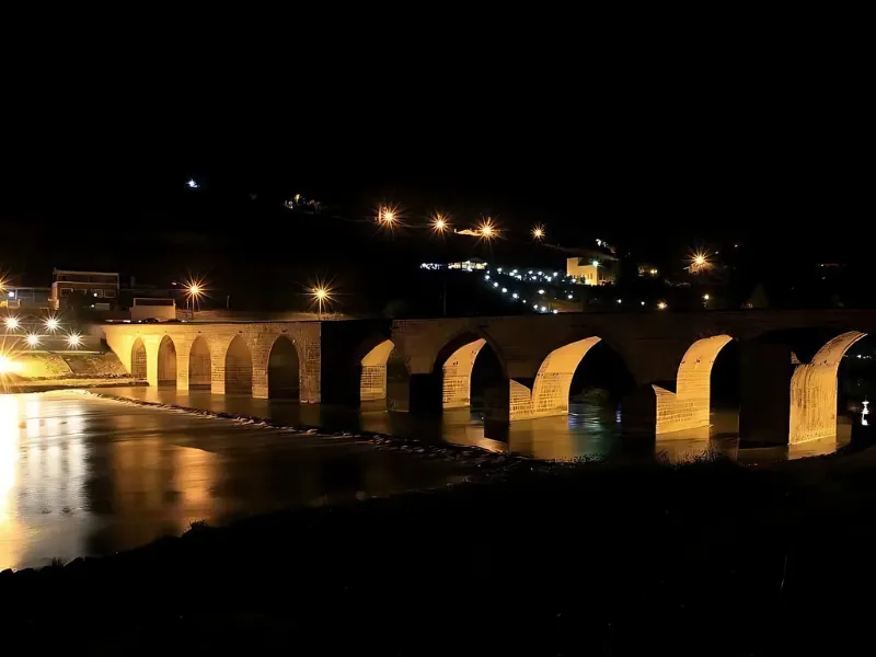 Diyarbakır'da Sağanak Yağmur, Ramazan Bayramı Coşkusunu Etkiledi