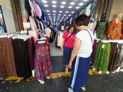Diyarbakır&rsquo;da şalvar modası sınırları aştı