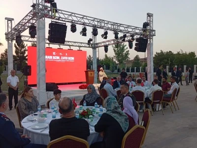Diyarbakır'da Şehit Aileleri ve Gaziler Aynı Sofrada