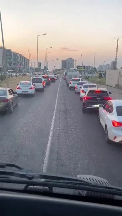 Diyarbakır&rsquo;da Siren sesiyle harekete ge&ccedil;tiler