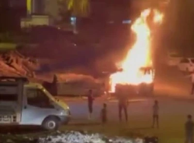 Diyarbakır'da Site İ&ccedil;inde Korkutan Yangın