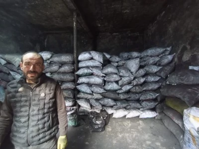 Diyarbakır’da soğuk hava odun kömürü satışlarını zirveye taşıdı