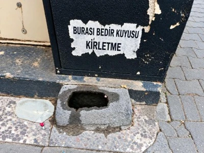 Diyarbakır&rsquo;da su taşına yazdı