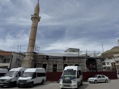 Diyarbakır’da tarihi Hanbaşı Camii’nde onarım devam ediyor 
