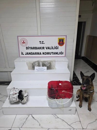 Diyarbakır&rsquo;da Su Arıtma Cihazına Gizlenmiş 1 Kilo Esrar Ele Ge&ccedil;irildi