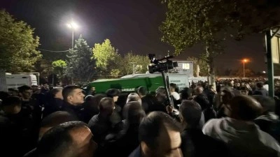 Diyarbakır&rsquo;da viyad&uuml;k inşaatı kazasında hayatını kaybeden 4 kişi defnedildi