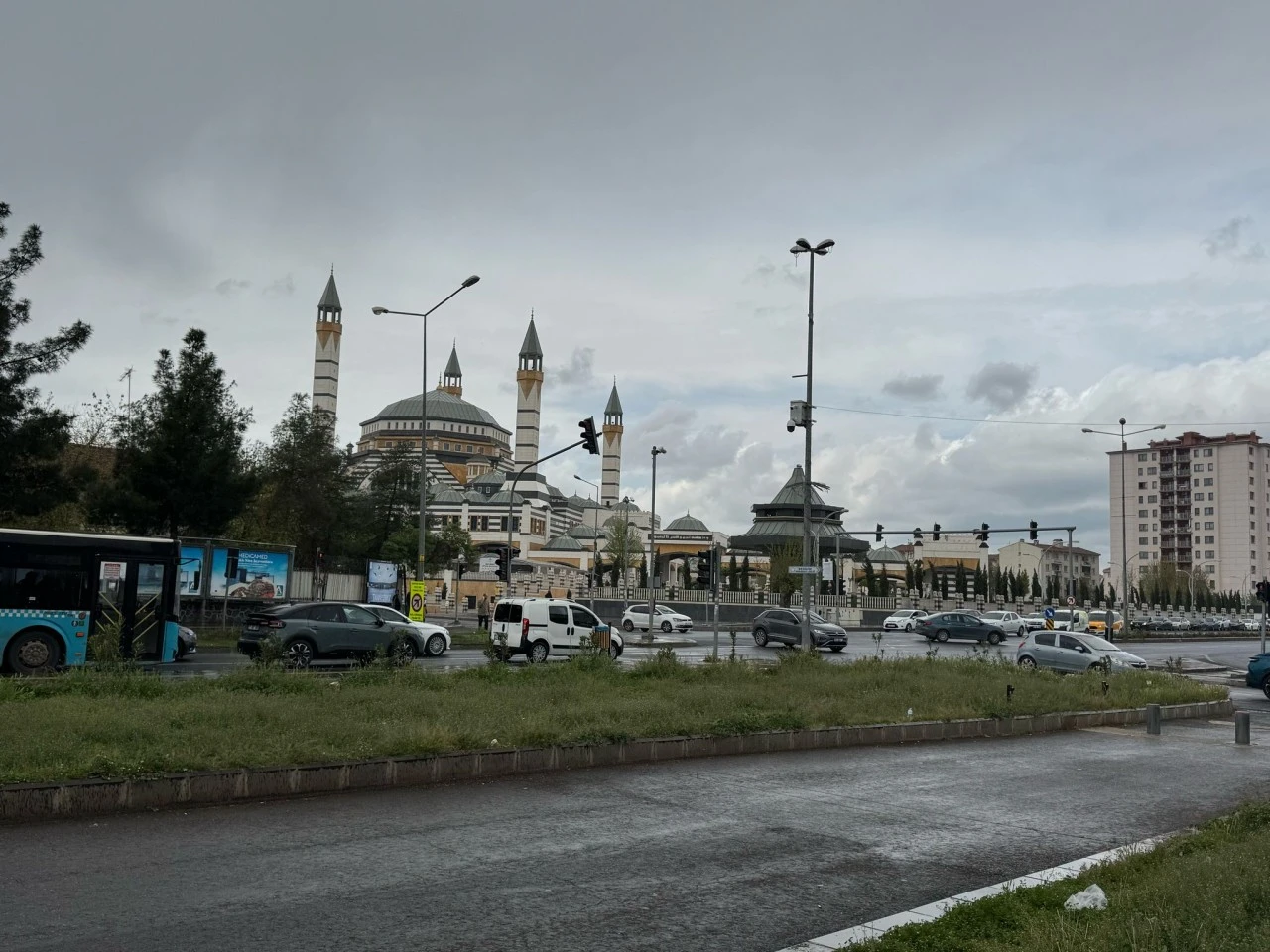 Diyarbakır’da Yağmur Etkili Oluyor