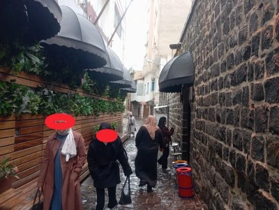 Diyarbakır&rsquo;da yağmura rağmen tarihi mekanlara yoğun ilgi