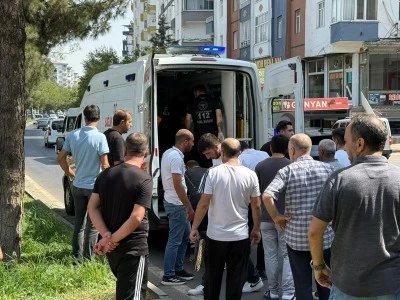 Diyarbakır’da Yolun Karşısına Geçerken Minibüs Çarptı