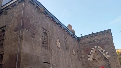Diyarbakır&rsquo;daki tarihi mimariye uzanıyor