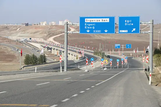 Diyarbakır-Eğil Karayoluna 24 Kilometrelik Yeni Yol Geliyor