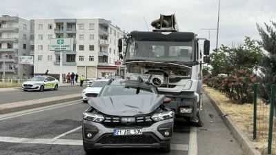 Diyarbakır-Elazığ Yolunda Zincirleme Kaza: 11 Kişi Yaralandı