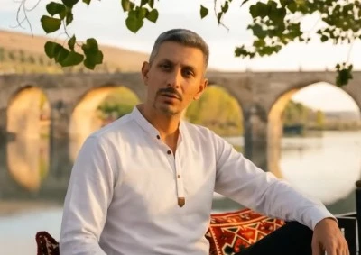 Diyarbakır Hasretini Besteye D&ouml;n&uuml;şt&uuml;rd&uuml;