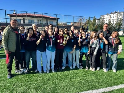 Diyarbakır&rsquo;ı Futbol ve Voleybolda T&uuml;rkiye Sahnesine Taşıyorlar