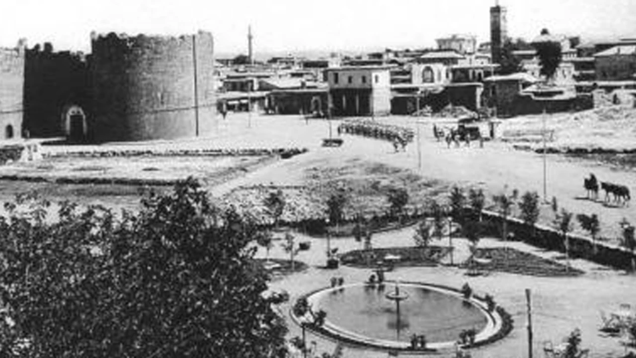 Diyarbakır'ı ilk kim fethetti?