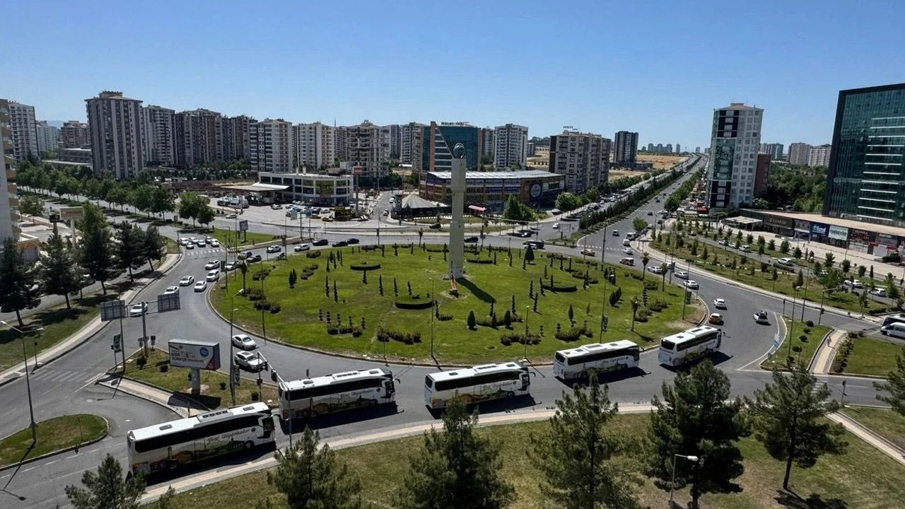 Diyarbakır'ın 2 İl&ccedil;esi, İl Olma Yolunda!