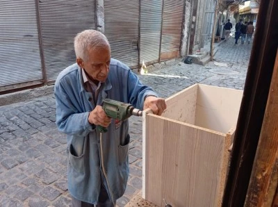 Diyarbakır’ın 60 Yıllık Marangoz Ustası: “Çalışmazsam Hayatımın Anlamı Kalmaz”