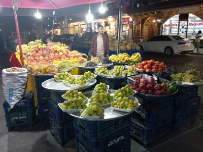 Diyarbakır’ın Kalbinde Akşam Pazarı