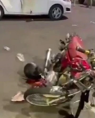 Diyarbakır Kayapınar’da Motosiklet ile Otomobil Çarpıştı: 1 Yaralı