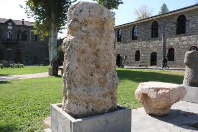 Diyarbakır Müzesi'nde Tarihin İlk Kralı Sargon’un Heykelleri Sergileniyor