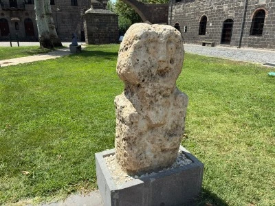 Diyarbakır M&uuml;zesi'nde Tarihin İzleri