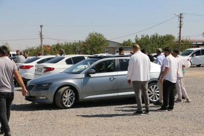 Diyarbakır Oto Pazarında Fiyat Krizi: Ne Alan Var Ne Satan!