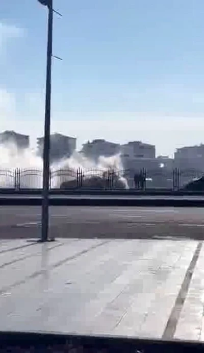 Diyarbakır-Şanlıurfa Yolunda Seyir Halindeki Taksi Alev Aldı