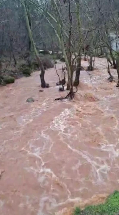 Diyarbakır Silvan'da Sağanak Yağış Taşkına Neden Oldu