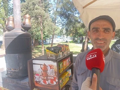 Diyarbakır Sur’da 25 Yıllık Közde Çay Geleneği: Sabırla Demlenen Lezzet