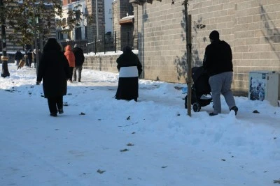 Diyarbakır Sur&rsquo;da Kar İsyanı: Esnaf Tepkili, Turistler Geri D&ouml;n&uuml;yor