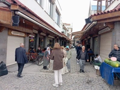 Diyarbakır Sur&rsquo;da turizm hareketliliği artıyor: hafta sonları trafiğe d&uuml;zenleme