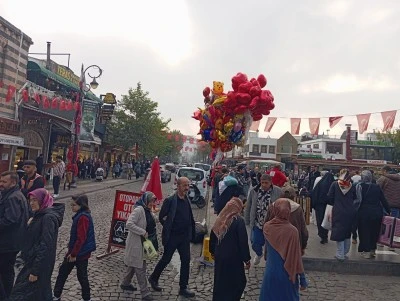 Diyarbakır, Tarihi ve Kültürel Zenginlikleriyle Ziyaretçilerini Büyülüyor
