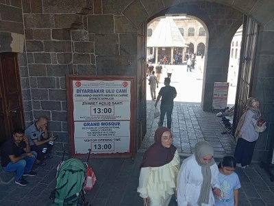 Diyarbakır Ulu Cami&rsquo;de cuma g&uuml;nleri ziyaret&ccedil;i d&uuml;zenlemesi