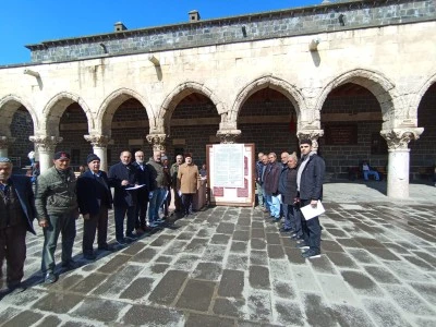 Diyarbakır Ulu Cami&rsquo;de Veda Hutbesi ile Kadınlar G&uuml;n&uuml; Buluşması