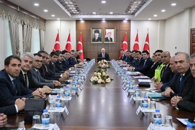 Diyarbakır Valisi Zorluoğlu: Eğitim Geleceğimizin Önceliği