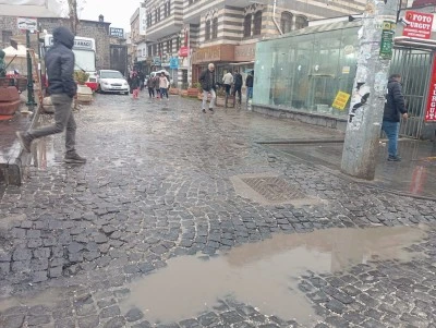 Diyarbakır ve B&ouml;lge İllerine Kuvvetli Yağış ve Kar Uyarısı