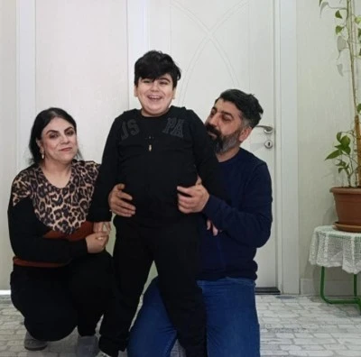 Diyarbakırlı DMD hastası Emir zamanla yarışıyor