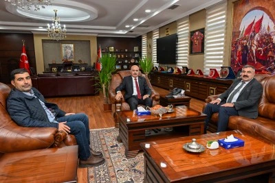 Diyarbakırlı İş İnsanı Tahsin Arslan’dan Emniyet Müdürü Gökduman’a Hayırlı Olsun Ziyareti