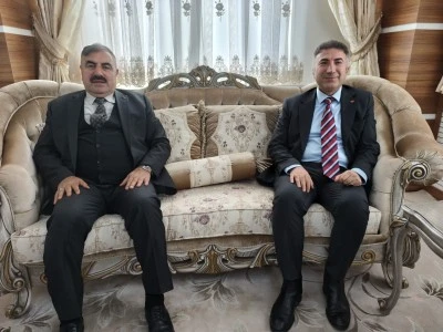 Hac arkadaşlığından dostluğa uzanan anlamlı bir buluşma