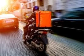 Diyarbakırlı Moto Kuryelerin Zamanla Yarışı