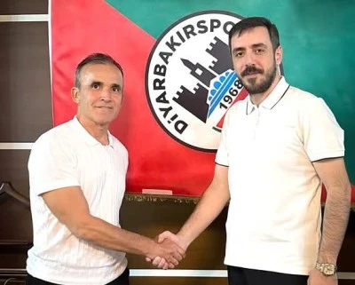 Diyarbakırspor’ün yeni teknik direktörü iş başı yaptı