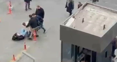 Dolmuş şoförünün yolcuyu darp ettiği anlar kamerada