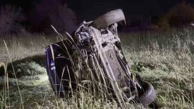 Domuza &ccedil;arpan otomobil şarampole u&ccedil;tu: 5 yaralı