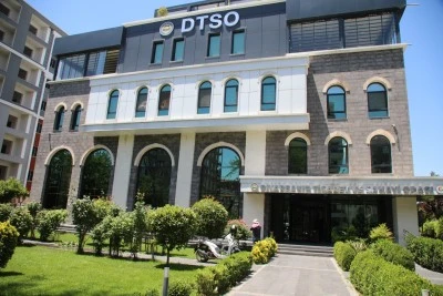 DTSO Meclisi&rsquo;nden siyasi liderlere &ccedil;ağrı