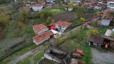 D&uuml;şen kargo u&ccedil;ağında kahreden tesad&uuml;f, &ccedil;ocukluk arkadaşıyla aynı g&uuml;n şehit d&uuml;şt&uuml;