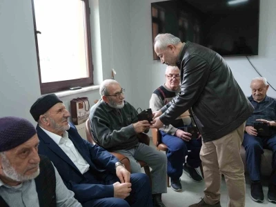 Yaşlıları yine unutmadı